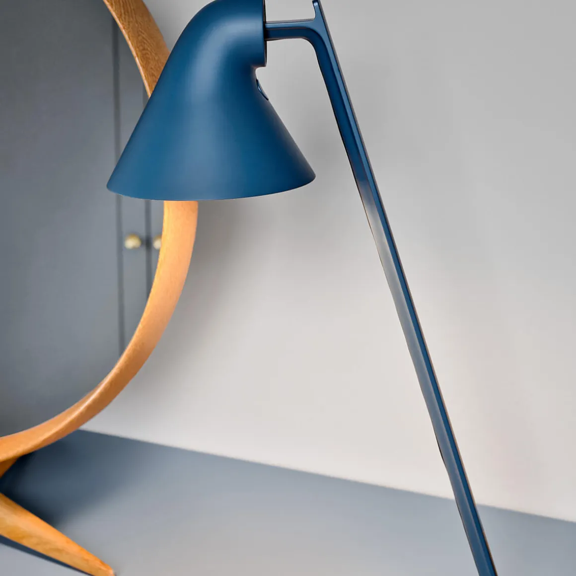 Louis Poulsen NJP Mini LED Tischleuchte