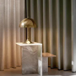 Louis Poulsen Panthella 320 Tischleuchte, 1. Generation