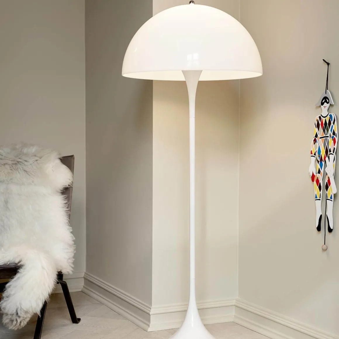 Louis Poulsen Panthella Stehleuchte