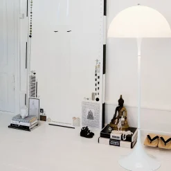 Louis Poulsen Panthella Stehleuchte