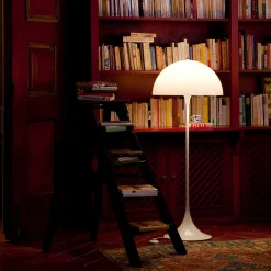 Louis Poulsen Panthella Stehleuchte