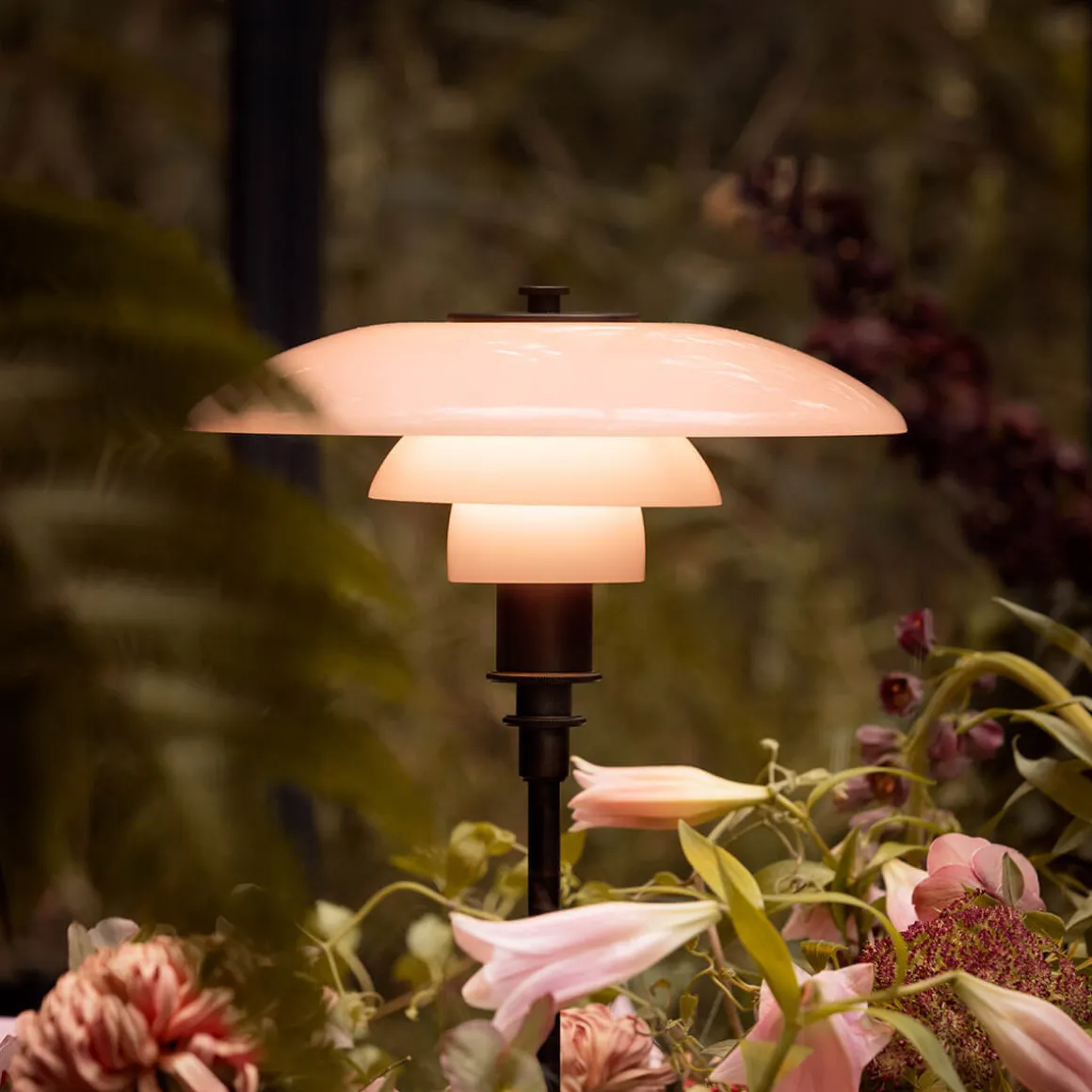 Louis Poulsen PH 3/2 Dusty Terracotta Tischleuchte Limited Edition