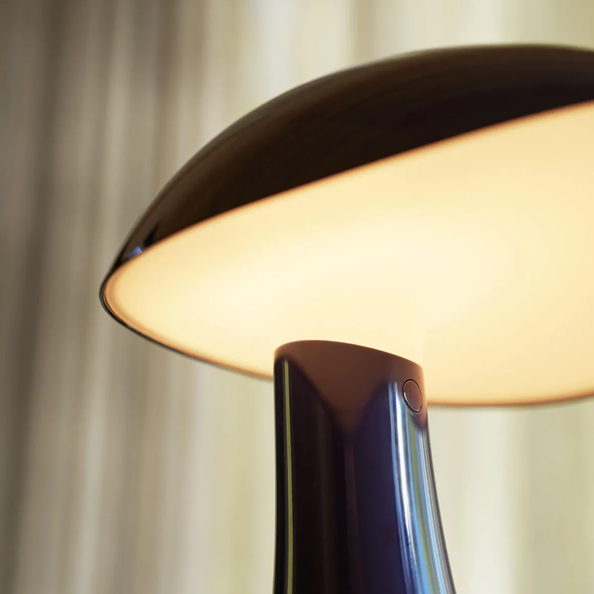 Louis Poulsen Rumee 220 Portable LED Akkuleuchte