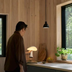 Louis Poulsen Rumee 220 Portable LED Akkuleuchte