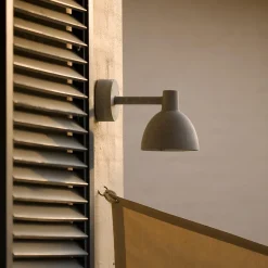 Louis Poulsen Toldbod 155 Wandleuchte