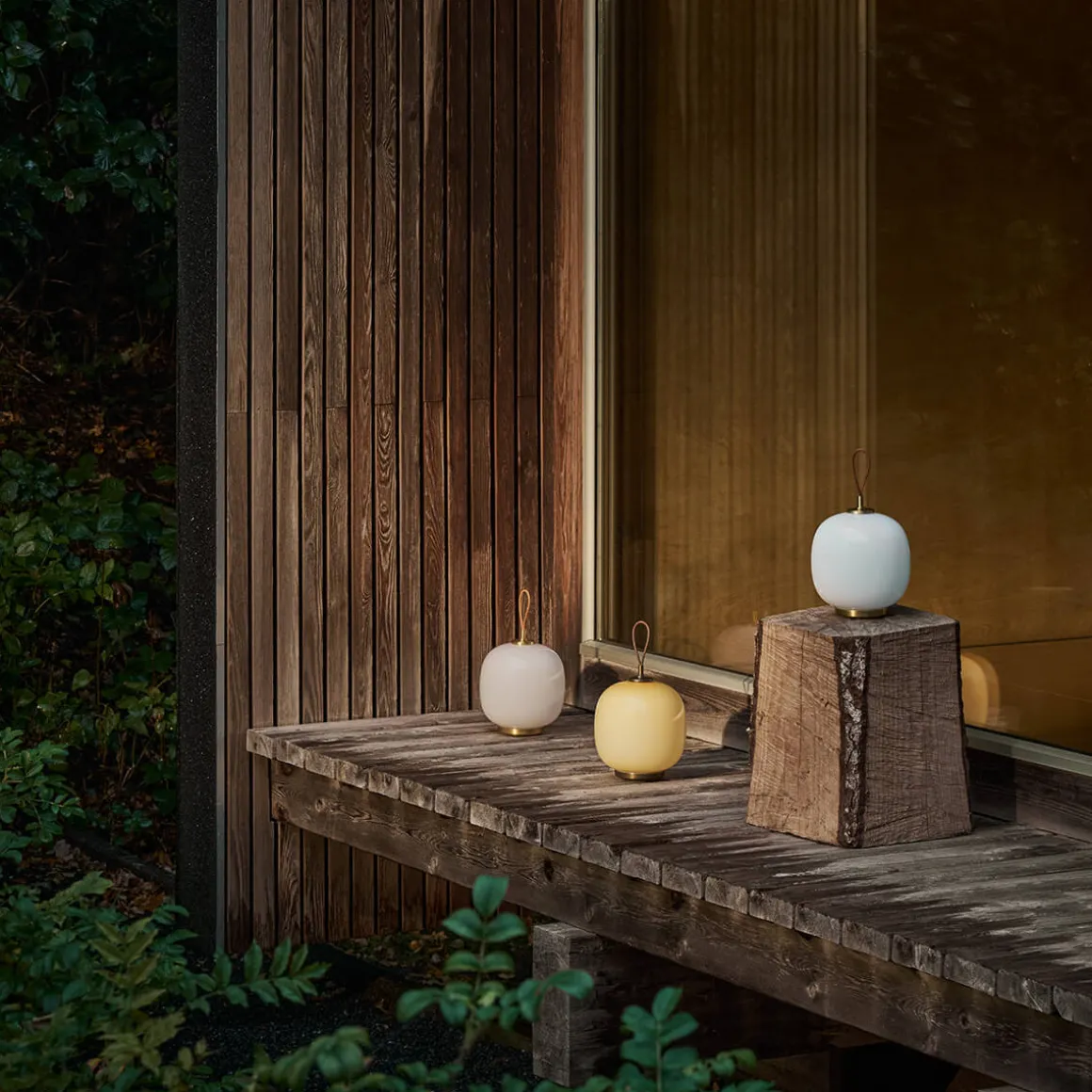 Louis Poulsen VL 45 Radiohus Portable LED Akkuleuchte