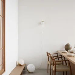 Louis Poulsen VL Studio Wandleuchte, mit Kabel