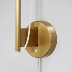 Louis Poulsen Yuh Brass LED Wandleuchte