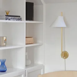 Louis Poulsen Yuh Brass LED Wandleuchte