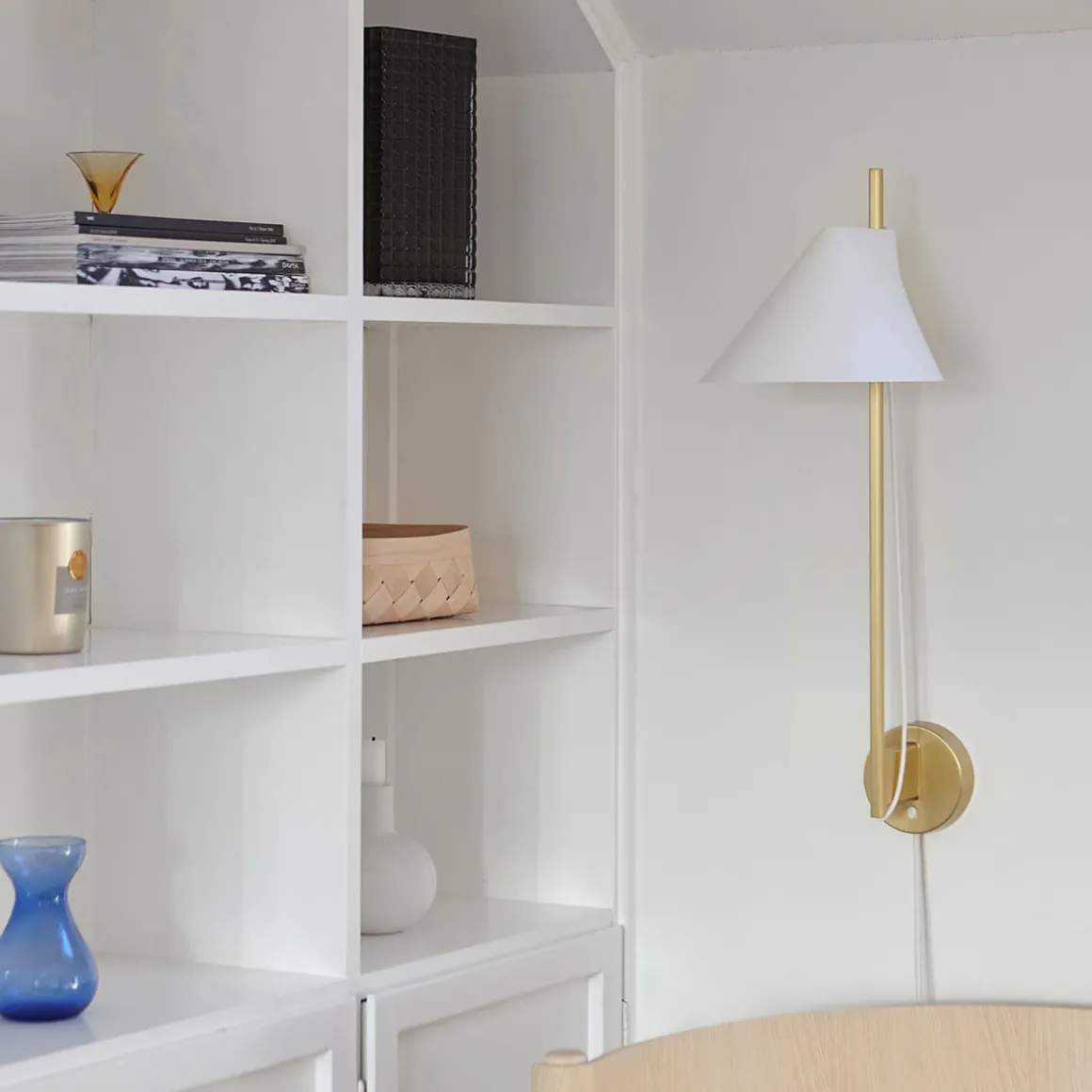 Louis Poulsen Yuh Brass LED Wandleuchte