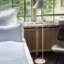 Louis Poulsen Yuh LED Stehleuchte