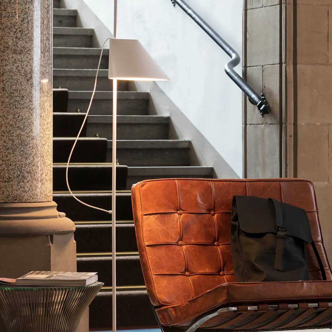 Louis Poulsen Yuh LED Stehleuchte