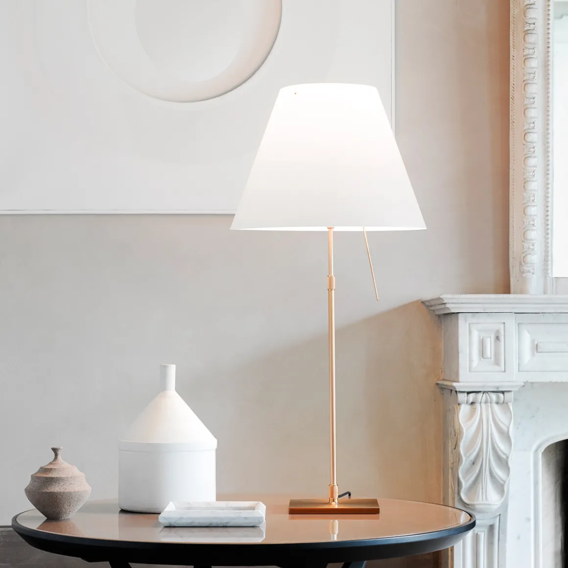 Luceplan Costanza Tavolo Teleskop mit Touchdimmer, Messing