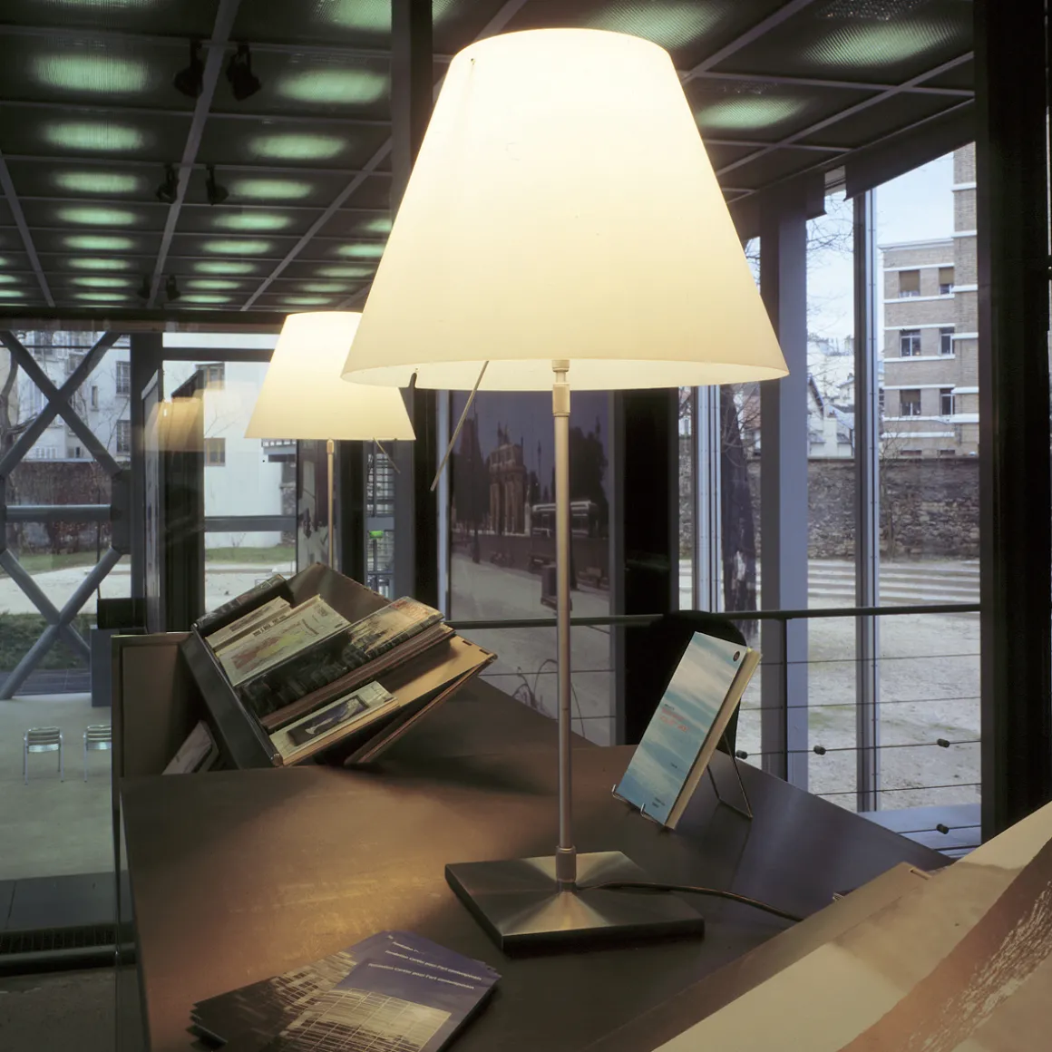 Luceplan Costanza Tavolo Teleskop mit Touchdimmer, Alu