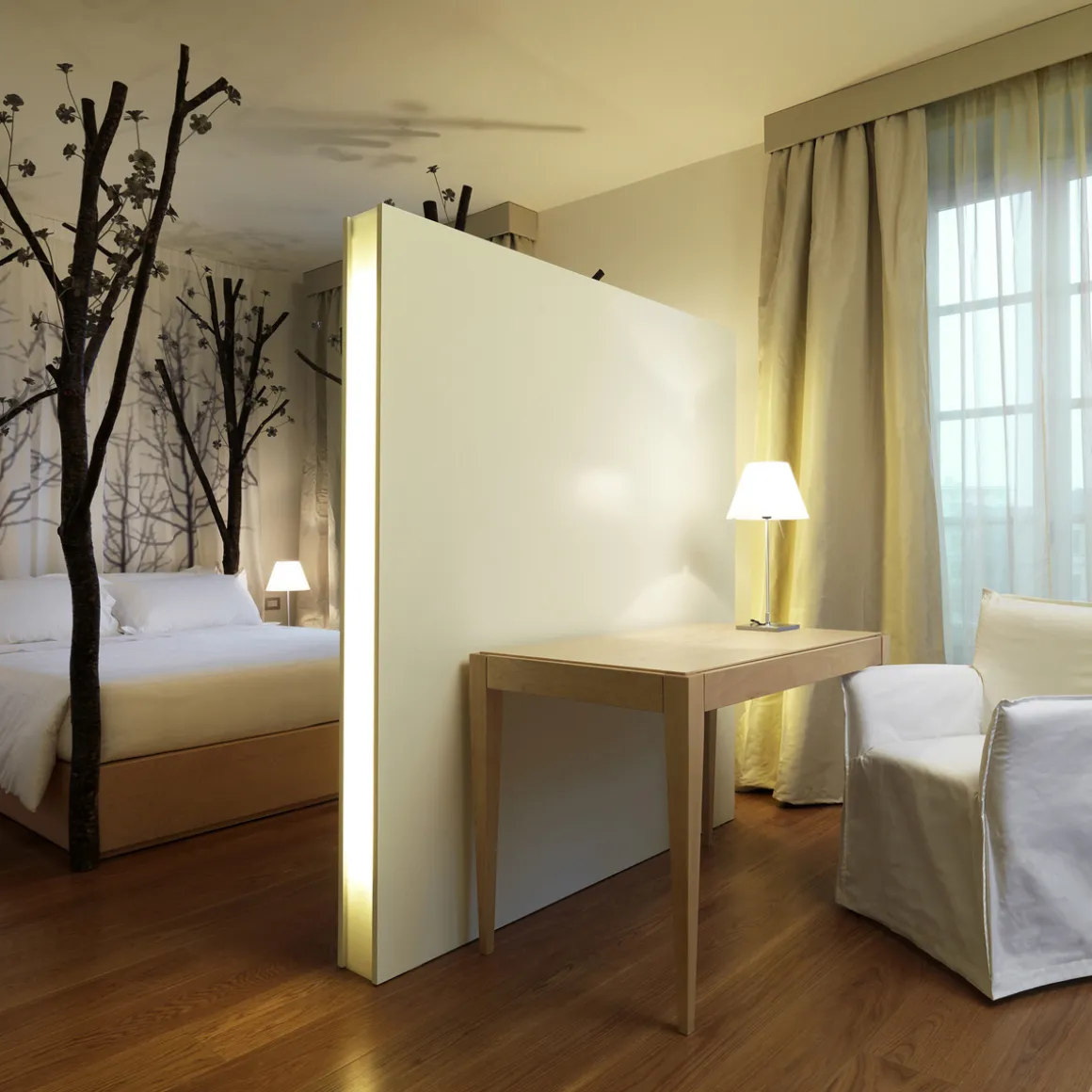 Luceplan Costanzina Tavolo, Alu