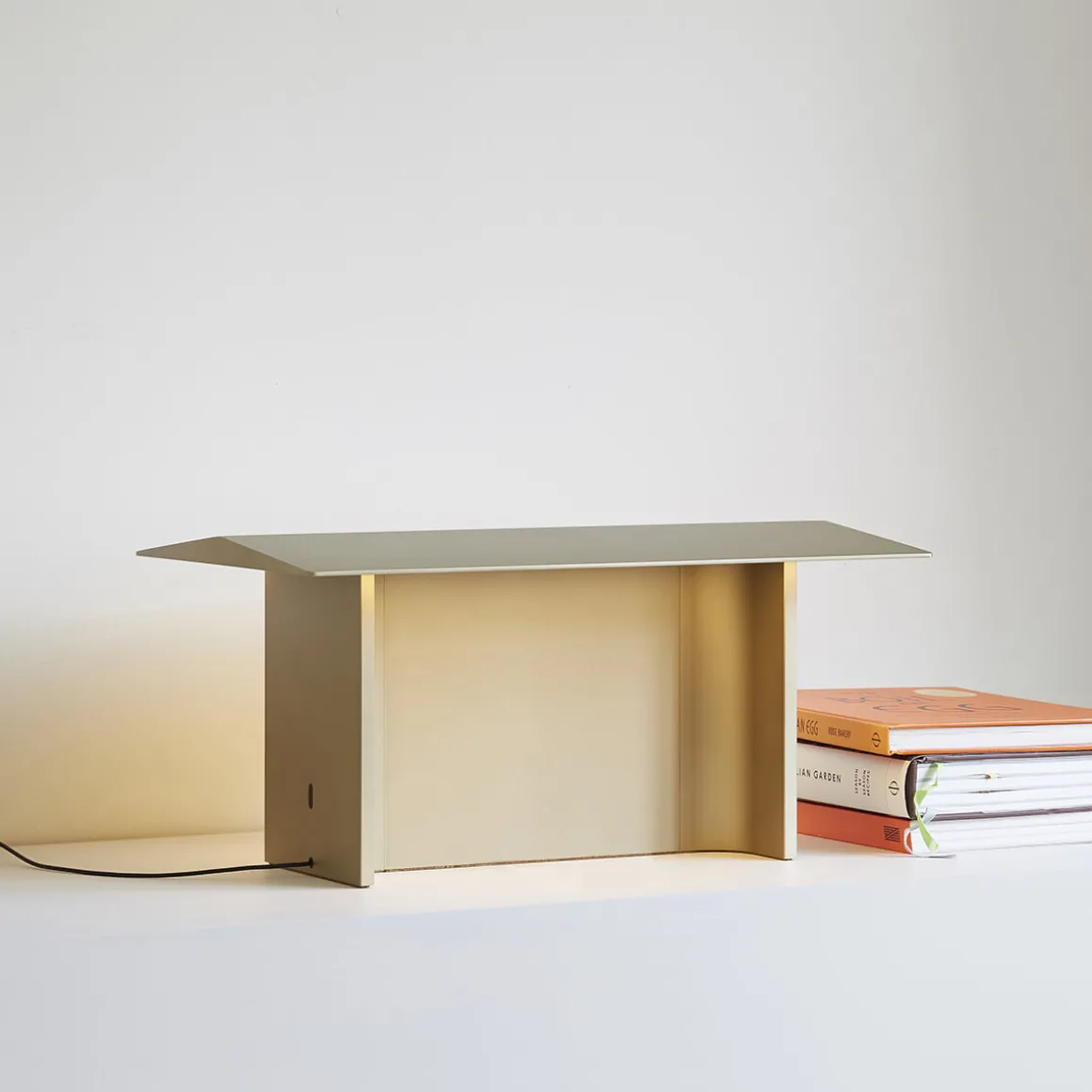 Luceplan Fienile LED Tavolo, Auslaufmodell