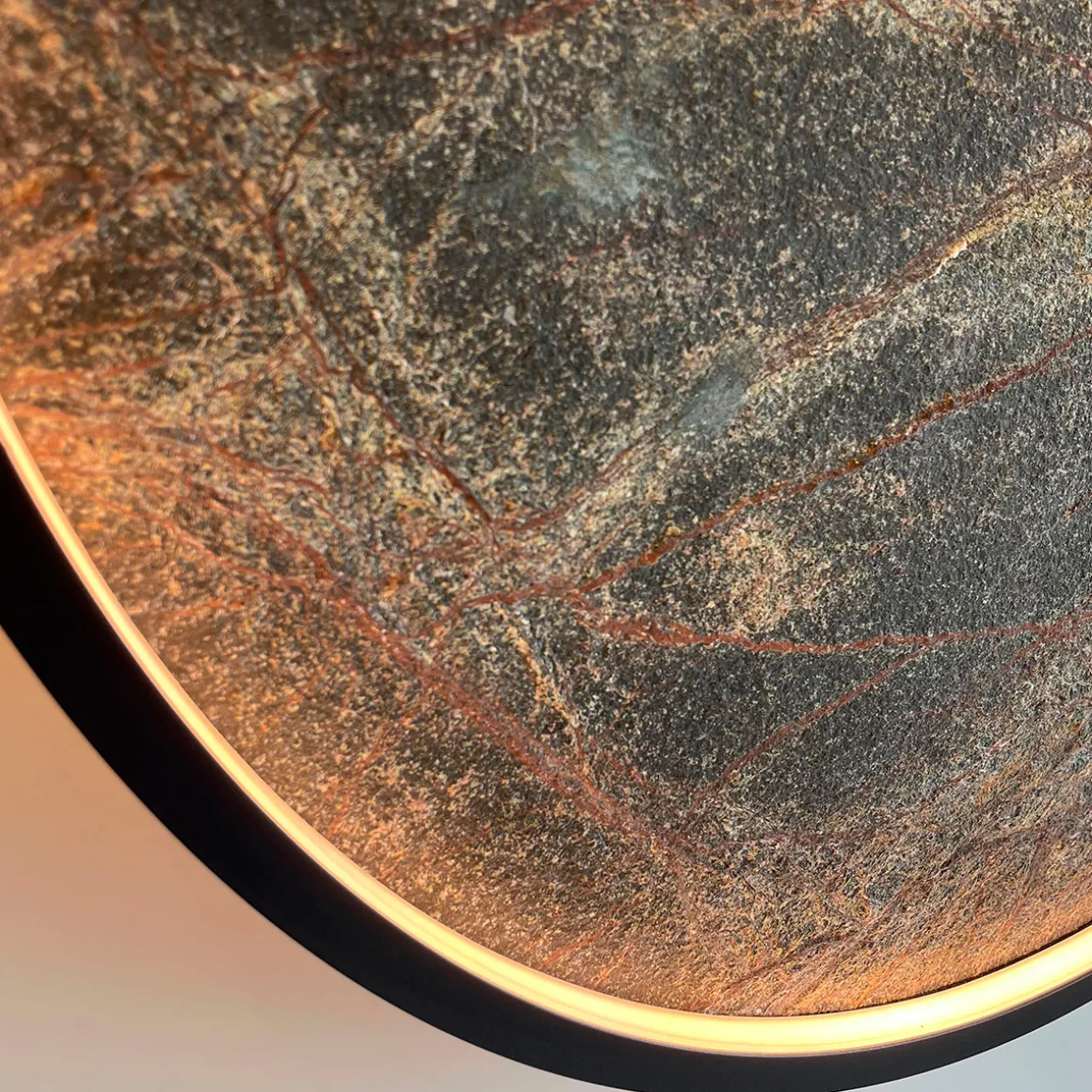 Lupia Licht Stone LED Wand- / Deckenleuchte