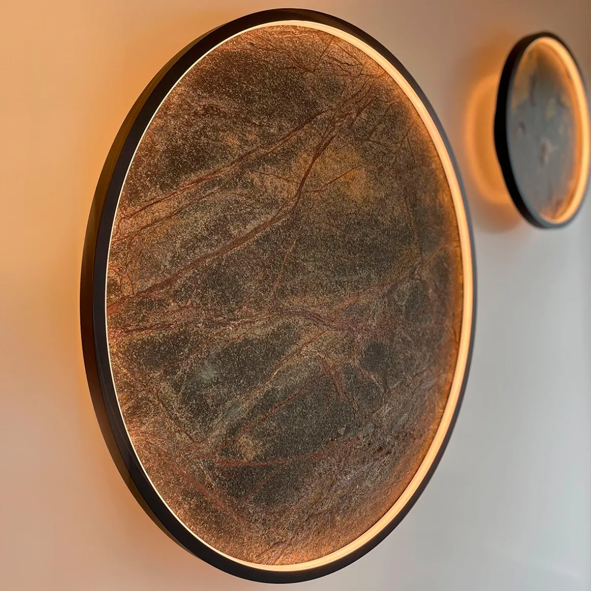 Lupia Licht Stone LED Wand- / Deckenleuchte