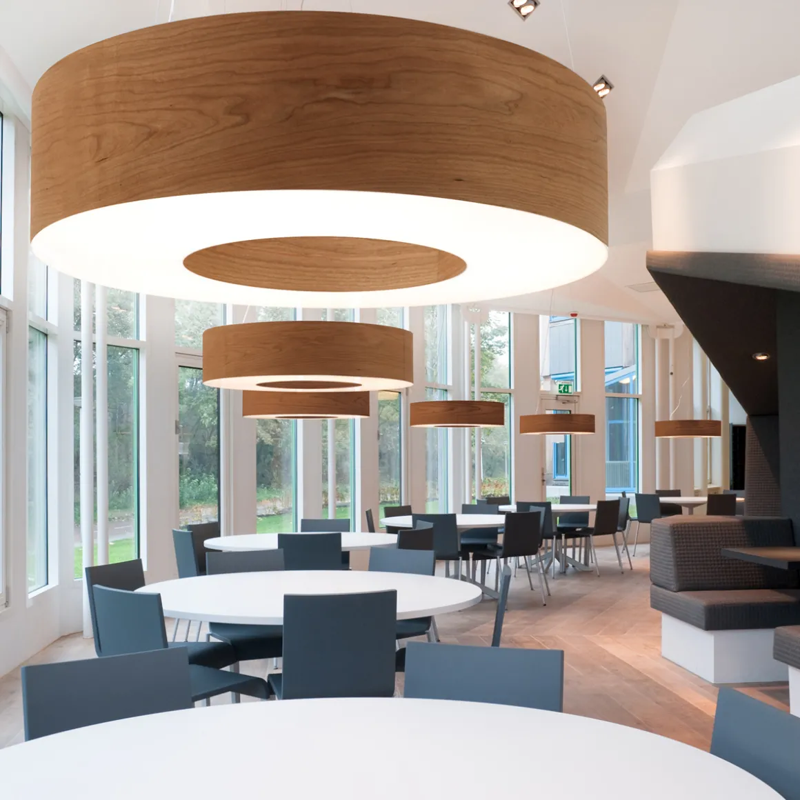 LZF Lamps Saturnia Medium LED Pendelleuchte