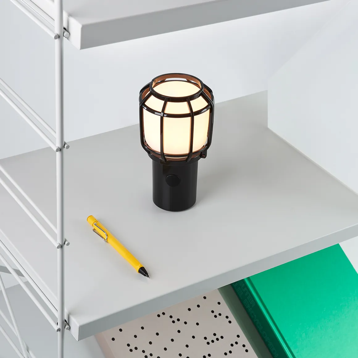 Marset Chispa LED Akkutisch- / Pendelleuchte