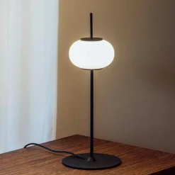 Milan Astros Tischleuchte