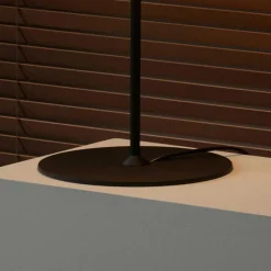 Milan Astros Tischleuchte