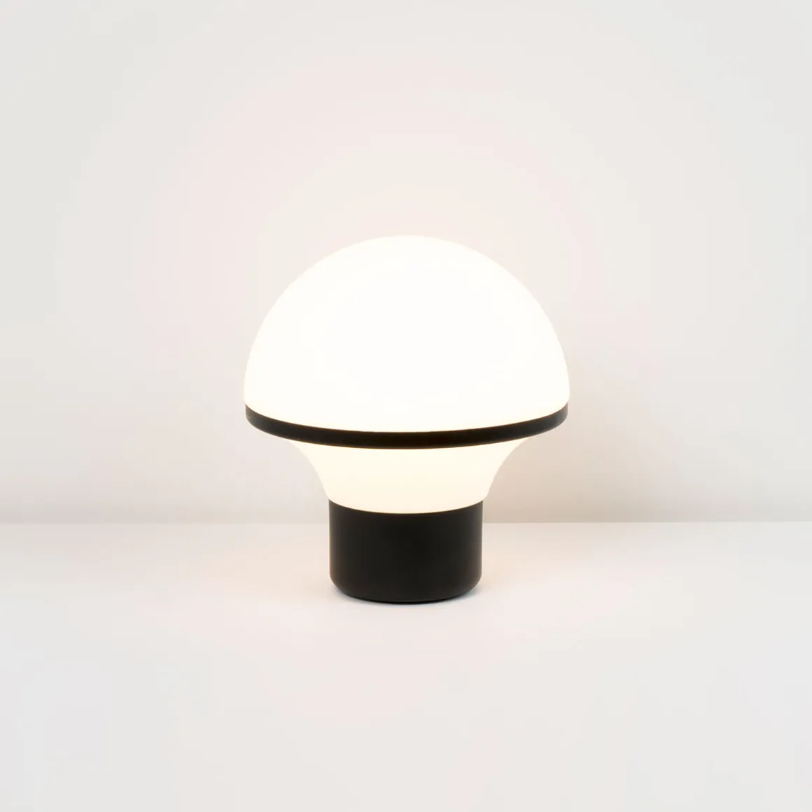 Milan Geyser Tischleuchte