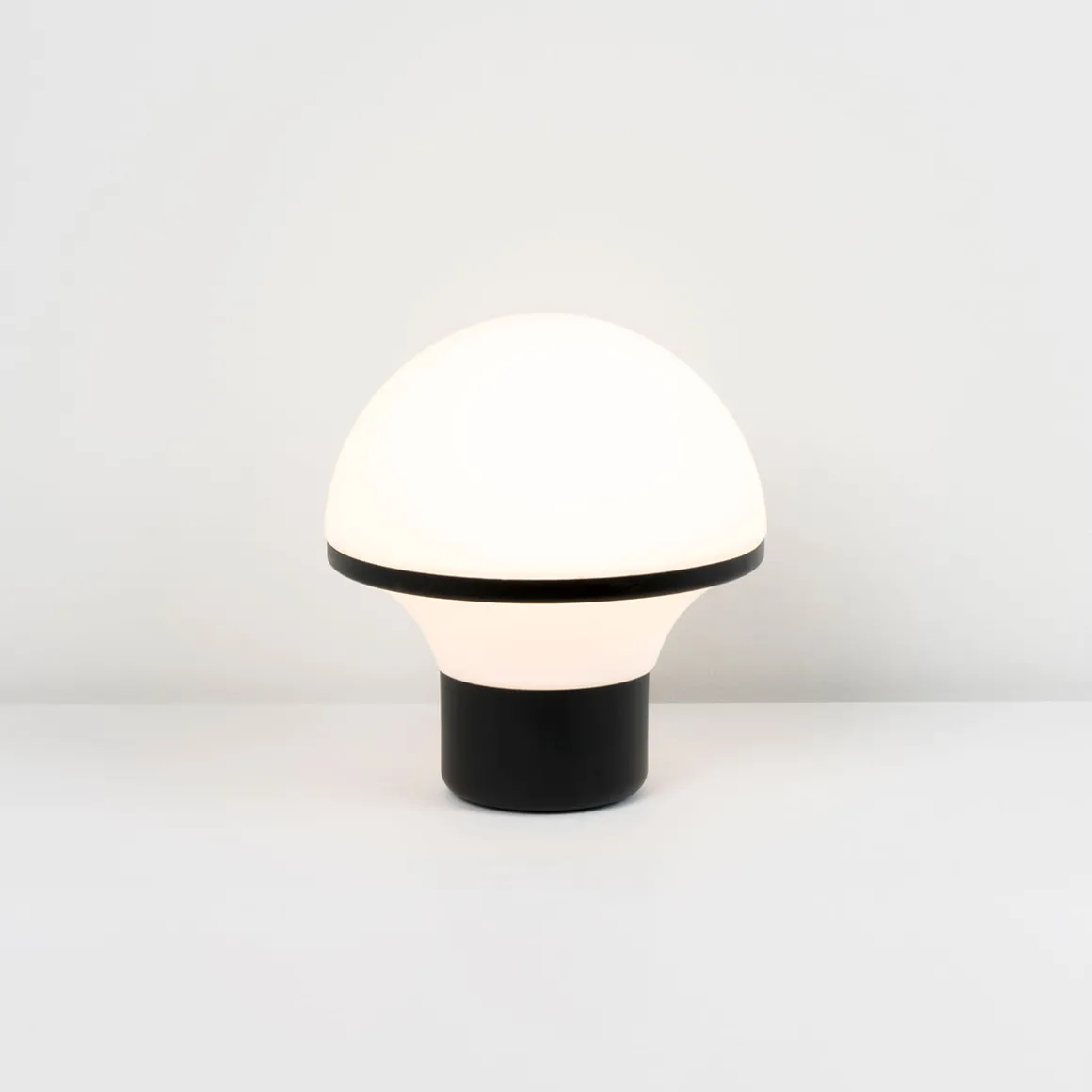 Milan Geyser Tischleuchte