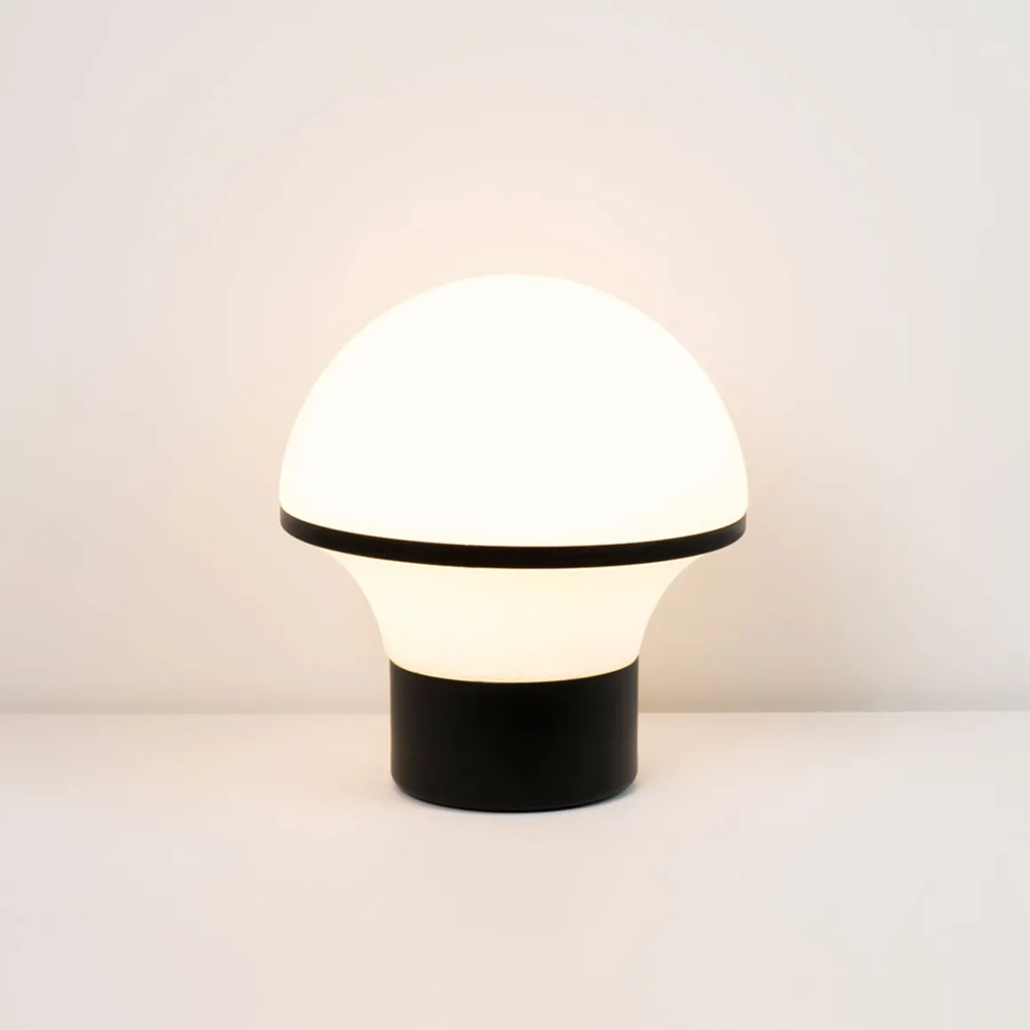 Milan Geyser Tischleuchte