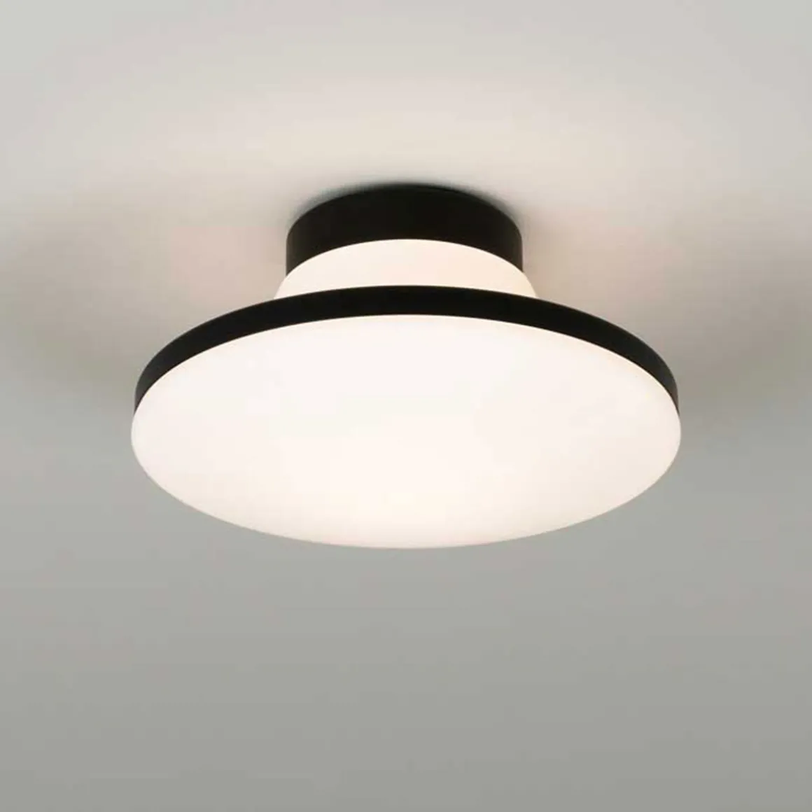 Milan Geyser Wand- / Deckenleuchte