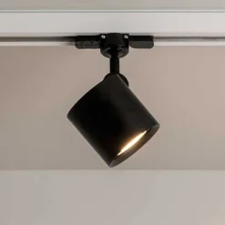 Milan Kronn Schienenstrahler