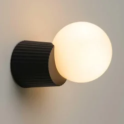 Milan Land Wand- / Deckenleuchte