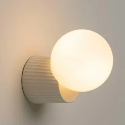 Milan Land Wand- / Deckenleuchte