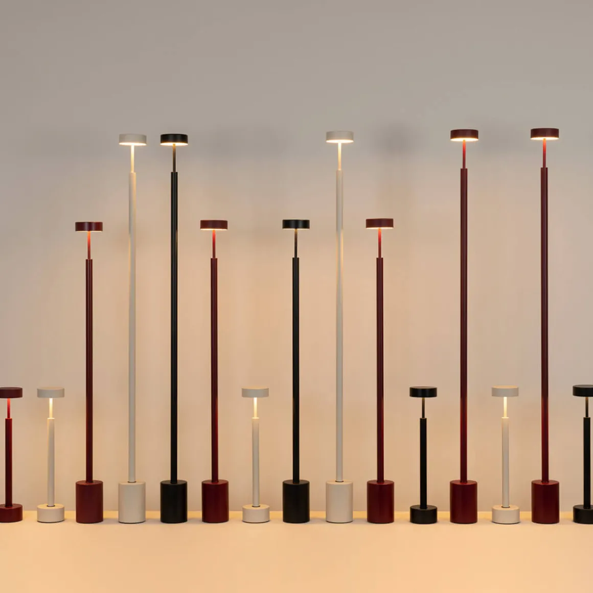 Milan Peak LED Stehleuchte