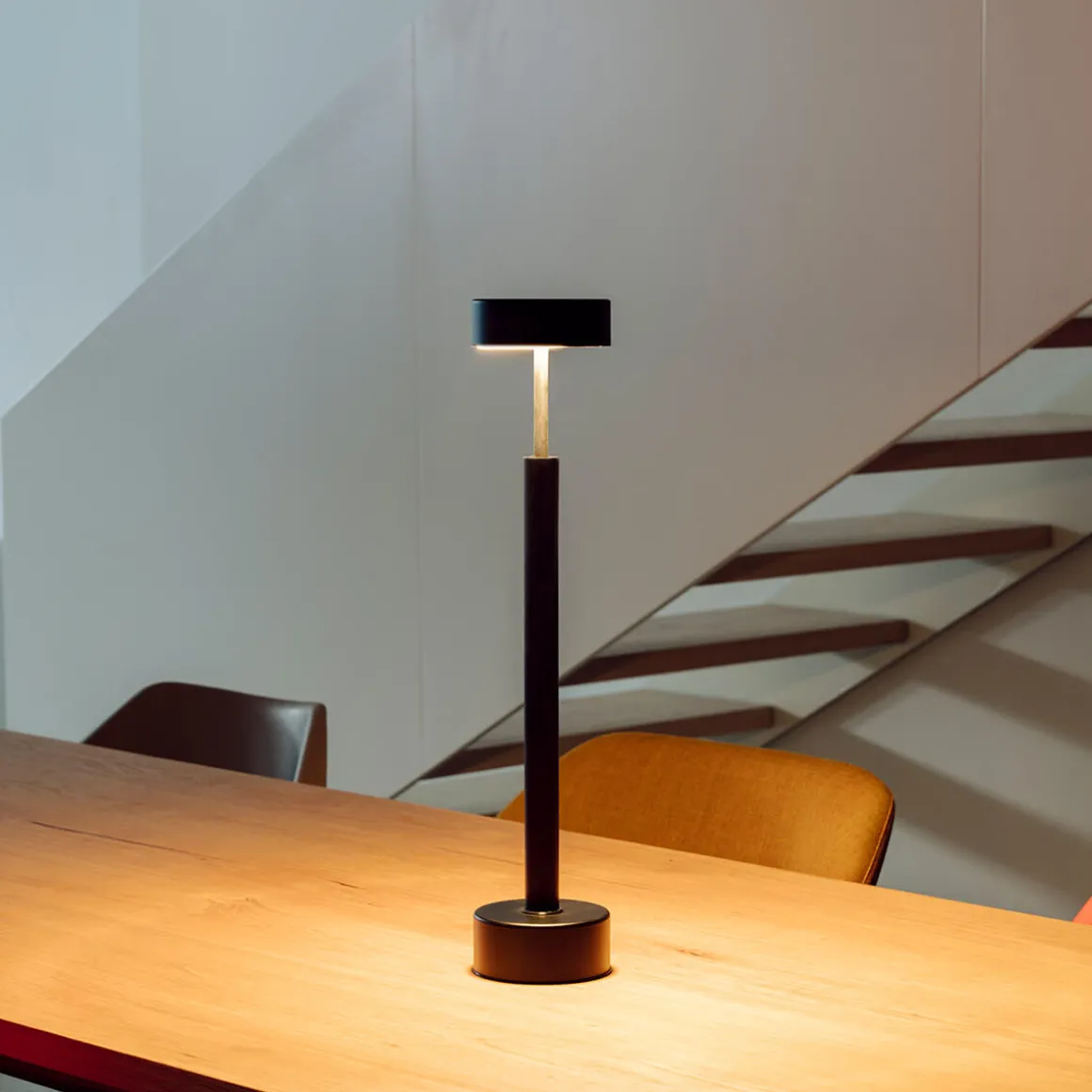 Milan Peak LED Tischleuchte