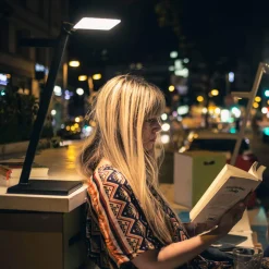 Nimbus Roxxane Leggera 52 CL LED Akkutischleuchte, mit Magnetic Dock