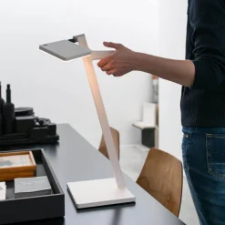 Nimbus Roxxane Leggera 52 CL LED Akkutischleuchte, mit Magnetic Dock