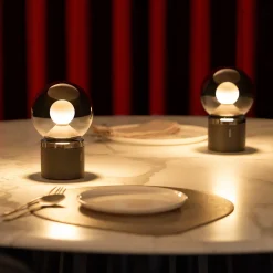 Occhio Luna pura LED Akkuleuchte