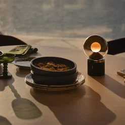 Occhio Luna pura LED Akkuleuchte