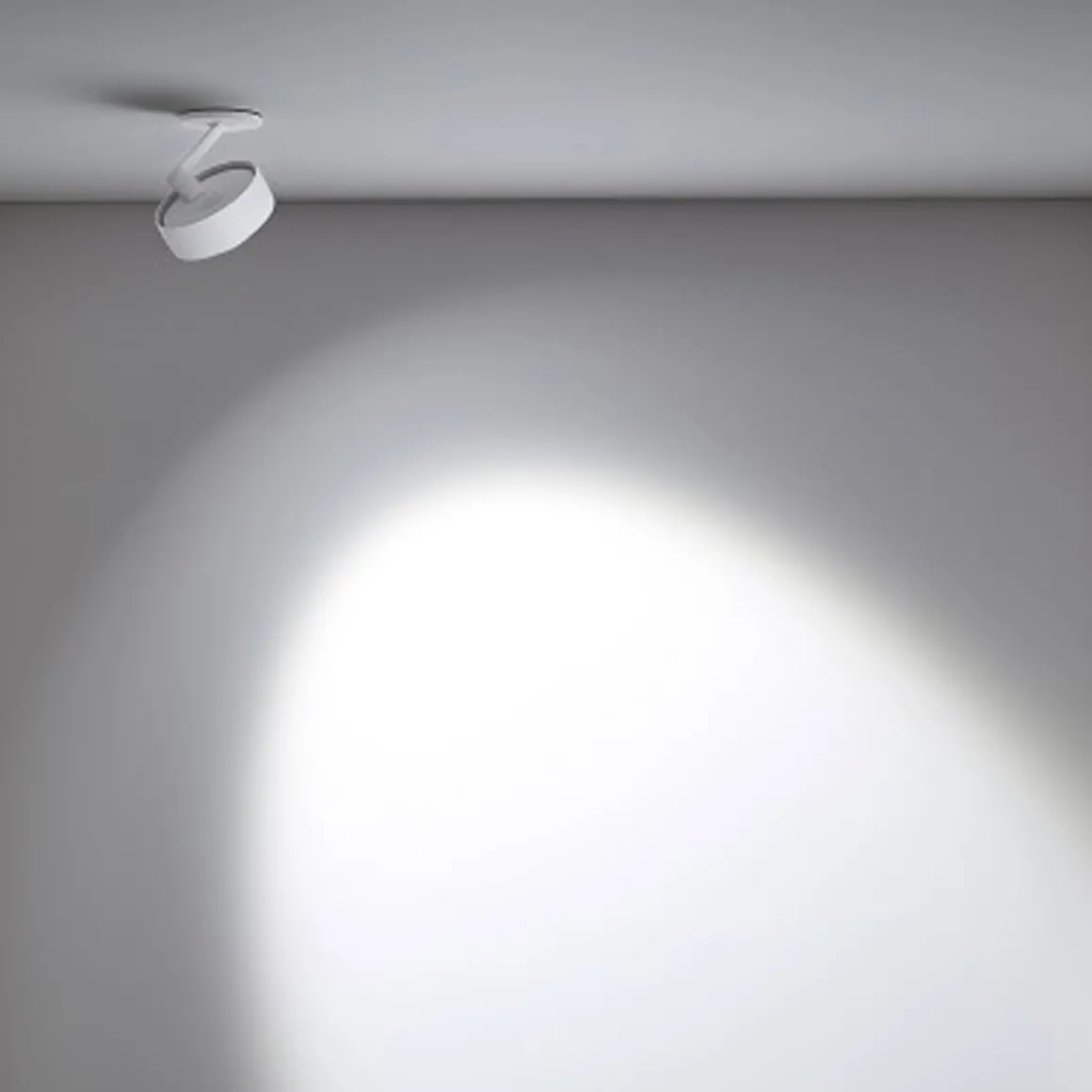 Occhio Piu alto Volt S40 Deckenstrahler, 3000 K