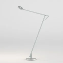 Rotaliana String F1 Dim-to-Warm LED Stehleuchte