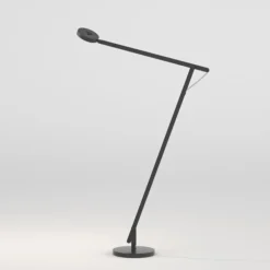 Rotaliana String F1 Dim-to-Warm LED Stehleuchte