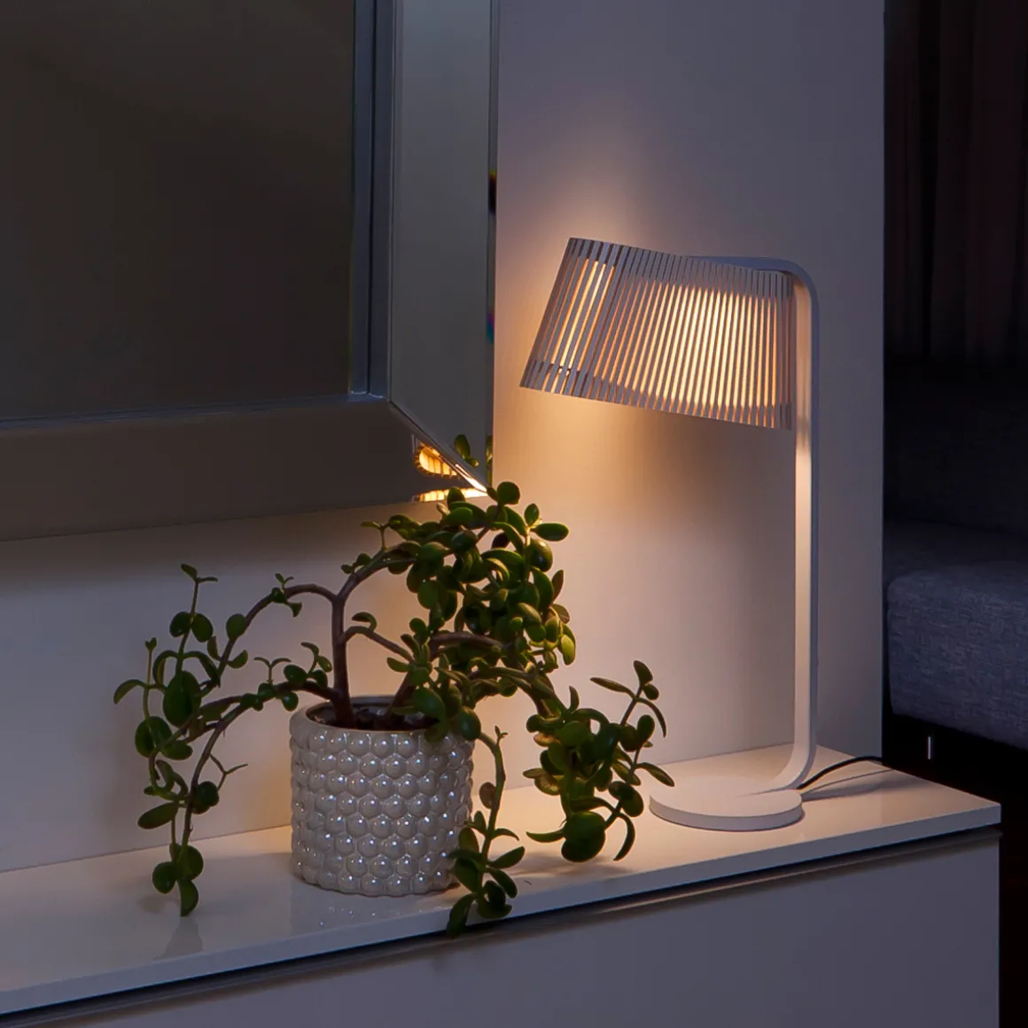 Secto Design Owalo 7020 Tischleuchte