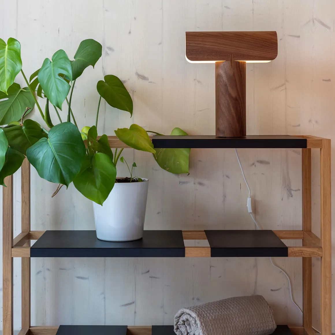 Secto Design Teelo 8020 Tischleuchte