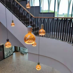 Segula LED Floating Globe 150 twisted smokey grau E27, 6 W, 1900 K, dimmbar