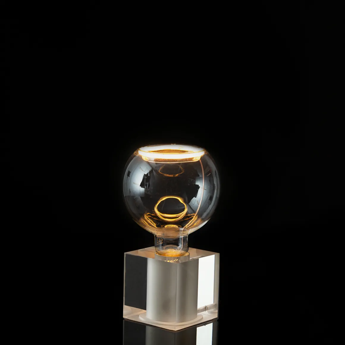 Segula LED Floating Globe 125 klar E27, 4,5 W, 2200 K, dimmbar