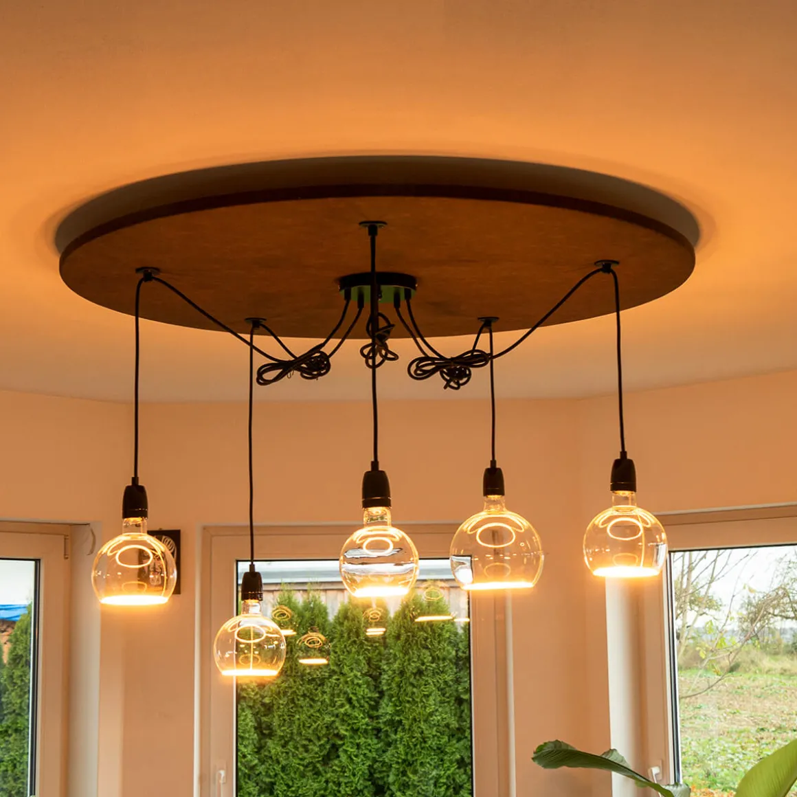 Segula LED Floating Globe 150 klar E27, 4,5 W, 2200 K, dimmbar