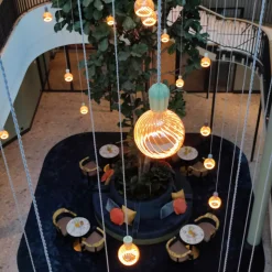 Segula LED Floating Globe 200 twisted smokey grau E27, 6 W, 1900 K, dimmbar