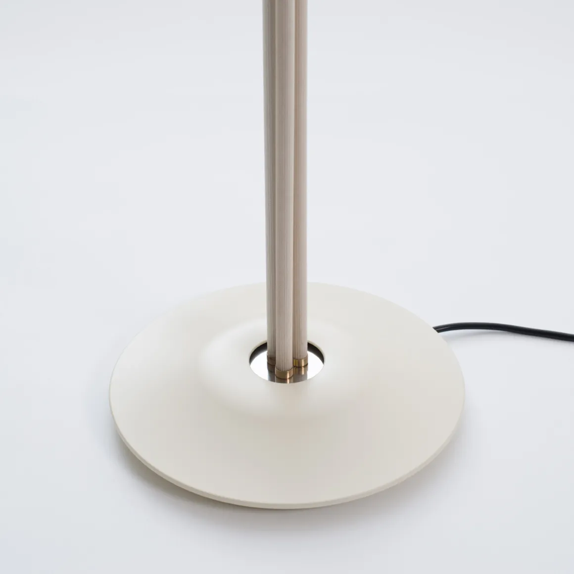 serien.lighting Poppy Floor 1 Stehleuchte