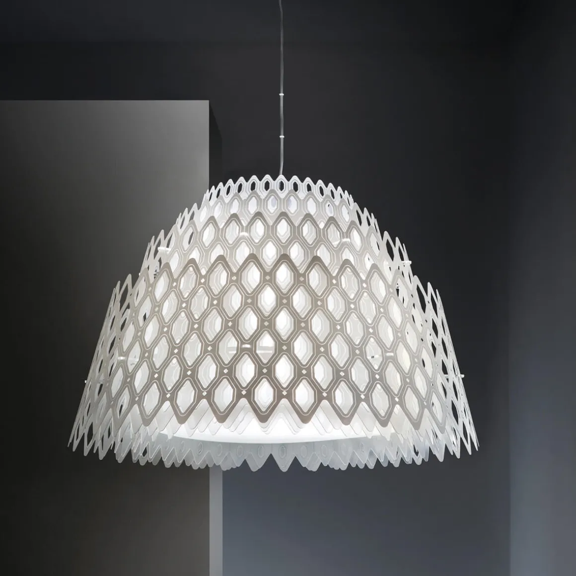 Slamp Half Charlotte Suspension